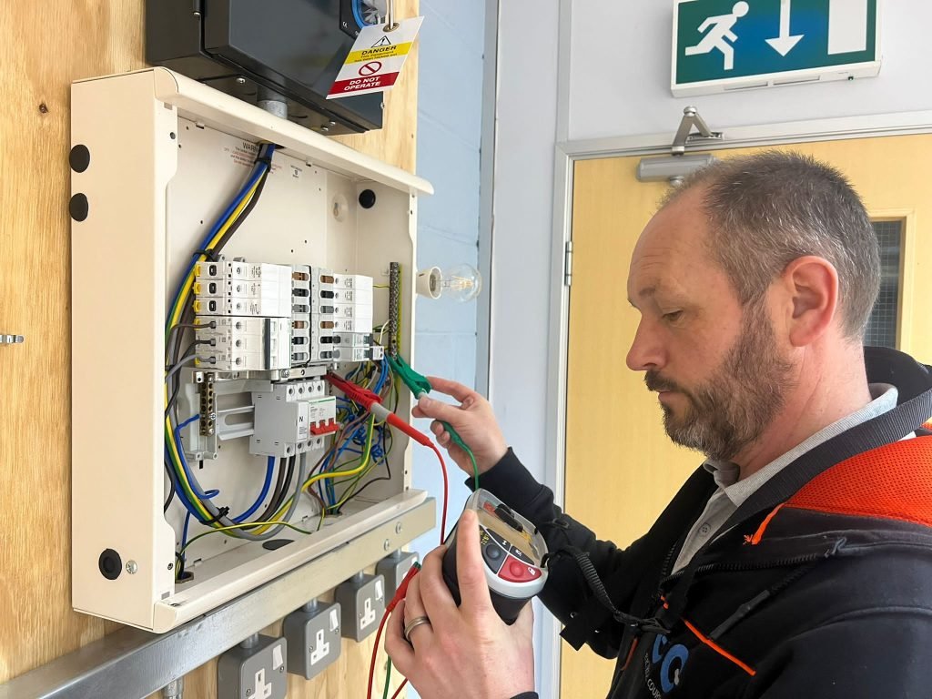 Professional Electrician Course